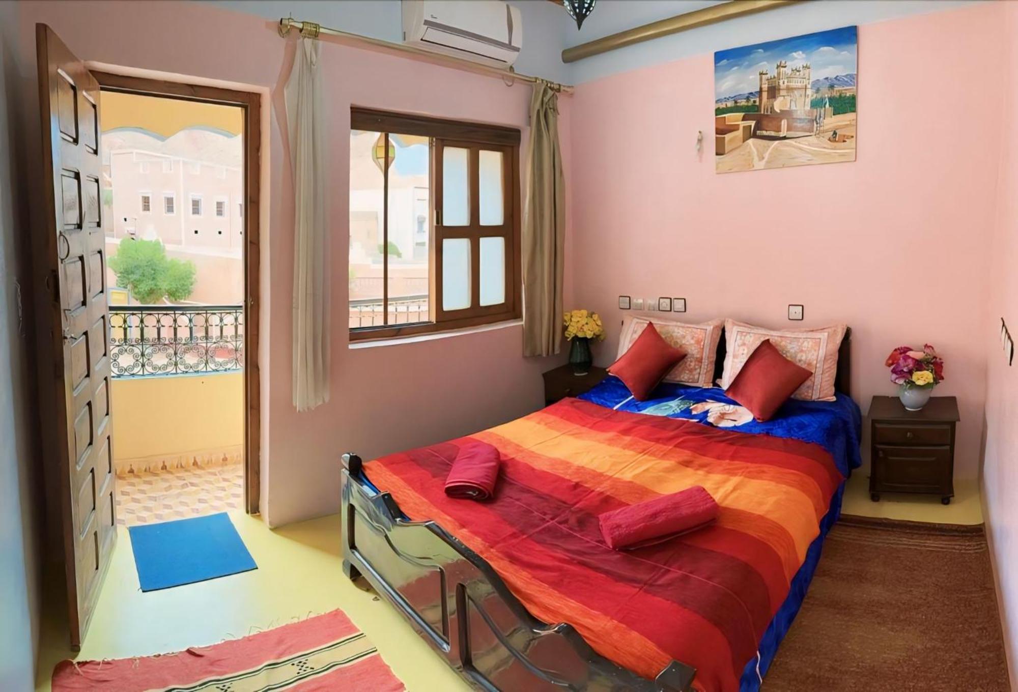 Kasbah La Famille Berbere Hotel Boumalne Dades Exterior photo